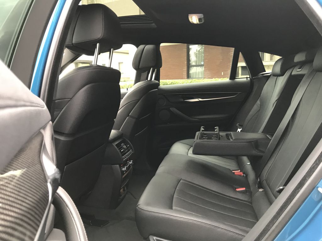 BMW X6 xDrive30d - Imagine 19