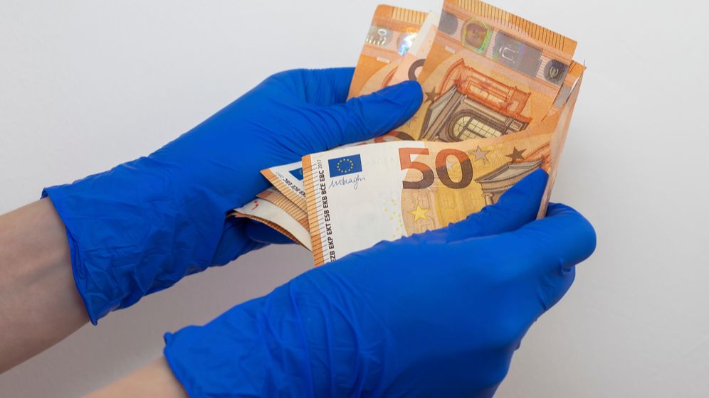 Kam Chana, Temenos: Tot mai puțini oameni vor să atingă banii după pandemie. Auzim adesea expresia “cash murdar”