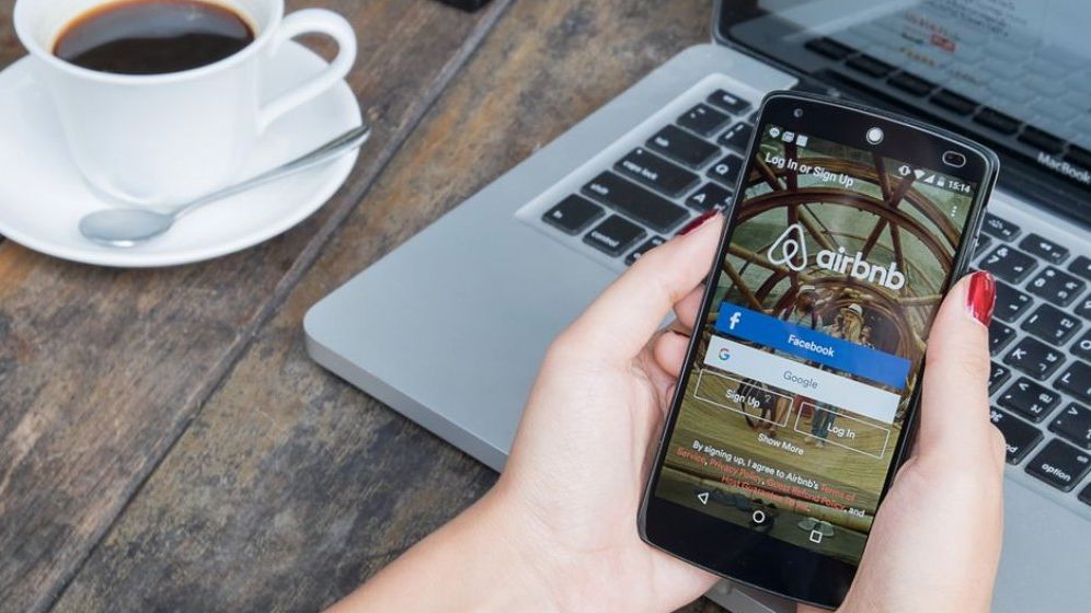 Airbnb isi modifica politica la nivel UE: Ce modificari sunt aduse