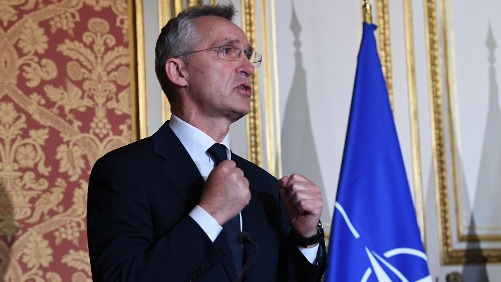 NATO contrazice Rusia și spune că nu a văzut să se retragă trupe de la granița cu Ucraina