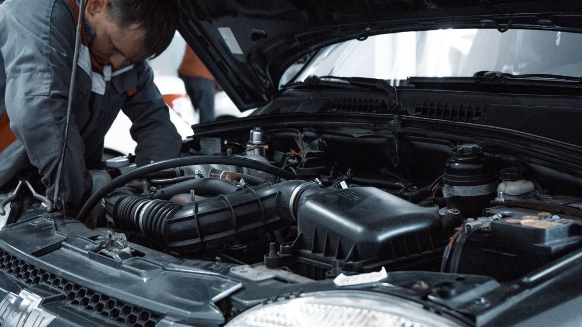 Tipuri de reparații ale autoturismului tău, necesare în funcție de anotimp