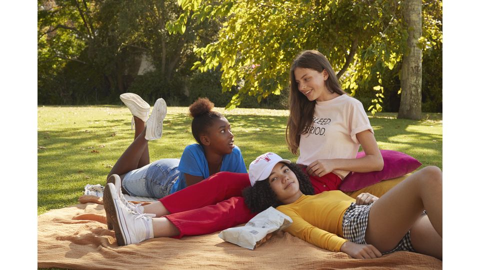 (P) Libresse susține femeile din România să vorbească despre #PoveștileDinNoi: echilibrul familie – carieră reprezintă o prioritate doar pentru 16% dintre femei