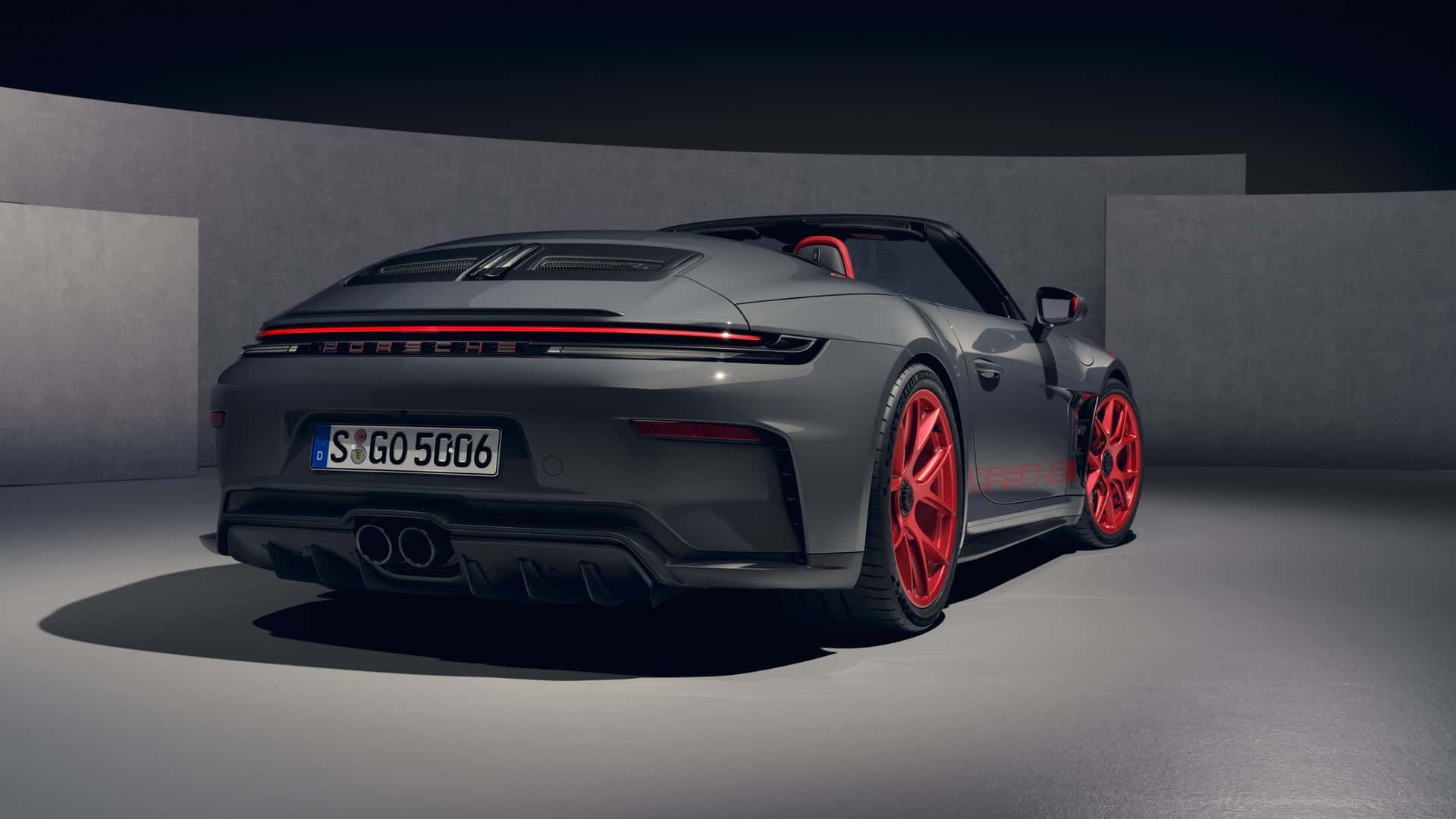 FOTO | Porsche prezintă prima versiune decapotabilă a lui 911 GT3. Modelul este disponibil exclusiv cu transmisie manuală - Poza 5