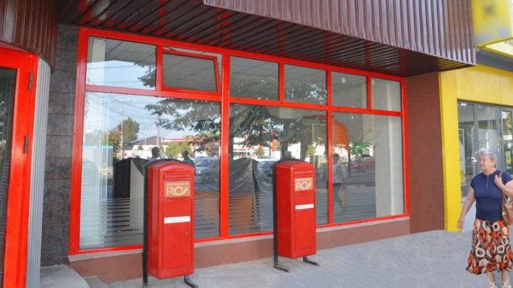 Posta Romana "isi asigura" angajatii ca nu le vor scadea salariile in urma modificarilor fiscale