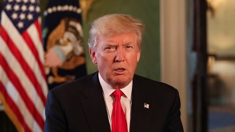 Donald Trump vrea sa inchida Loteria Vizelor
