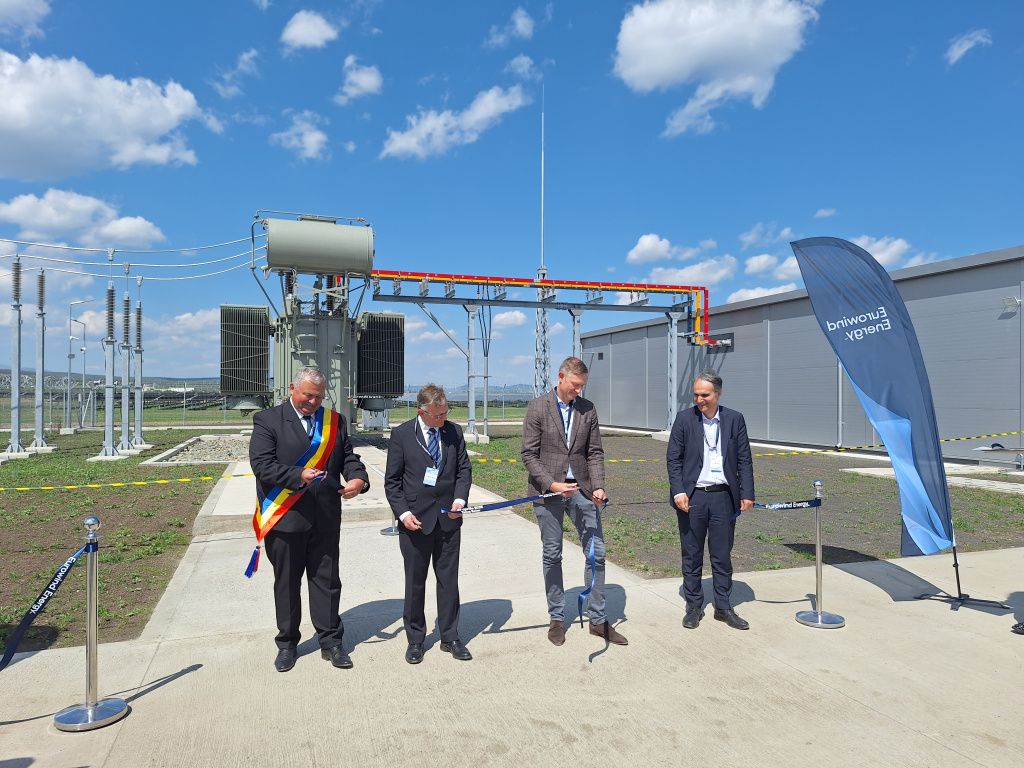 [FOTO] Cum arată cel mai mare parc fotovoltaic din România construit cu fonduri din PNRR - Imagine 4