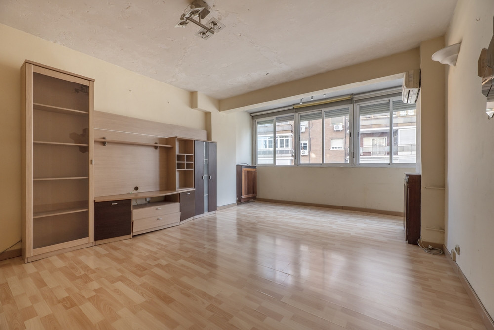 Topul orașelor cu cele mai mici prețuri la apartamente: Reșița este singurul oraș sub pragul de 1.000 euro/mp