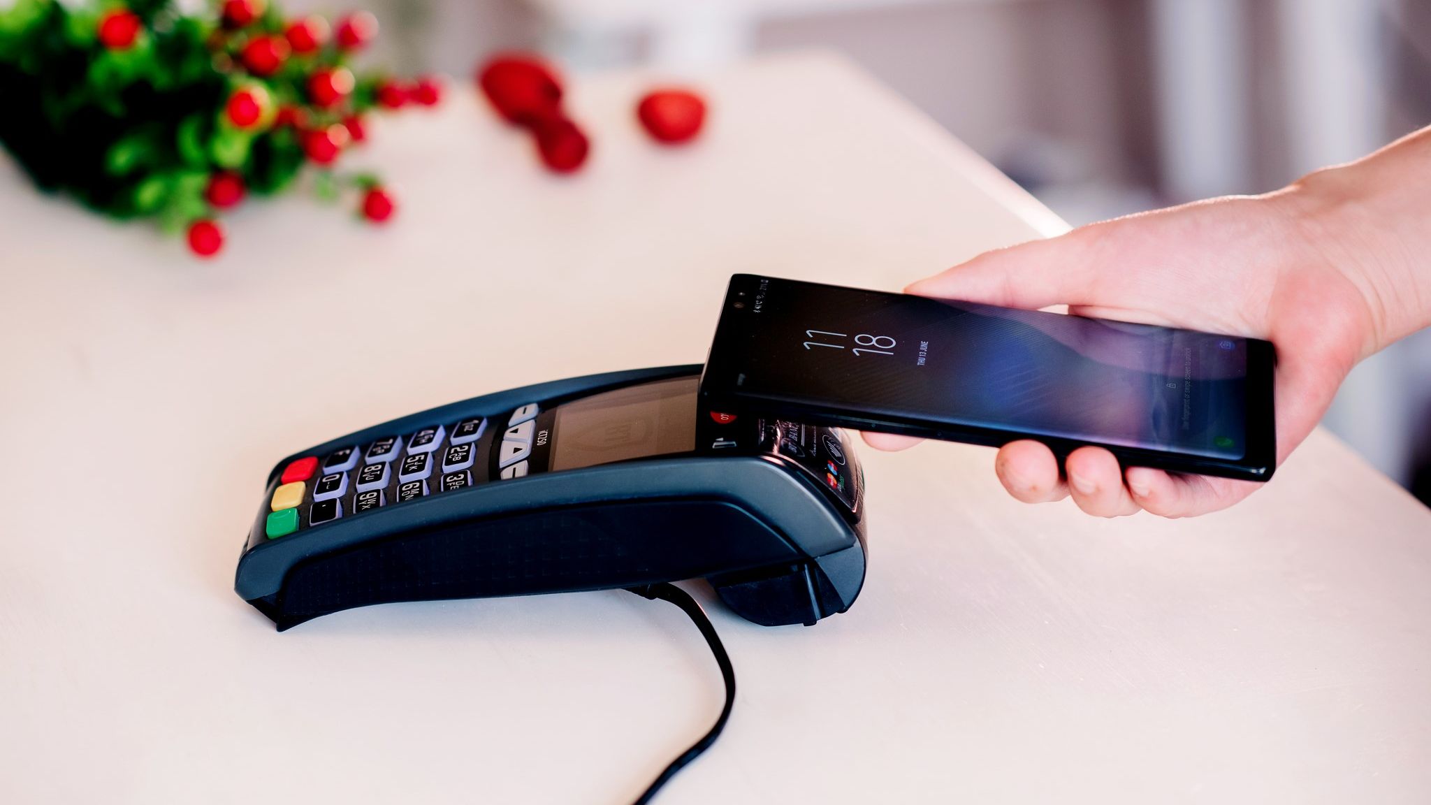 Banca Transilvania aduce noi funcționalități în BT Pay: poți adăuga carduri de la alte bănci sau FinTech-uri pentru a face top-up