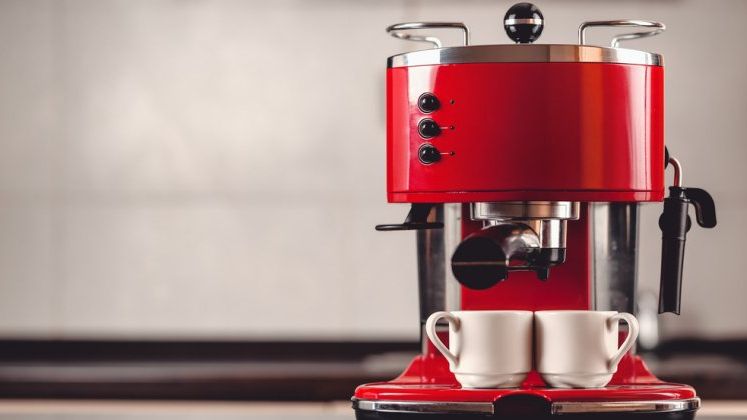 Reduceri la espressoare: 4 modele cu pana la 45% mai ieftine