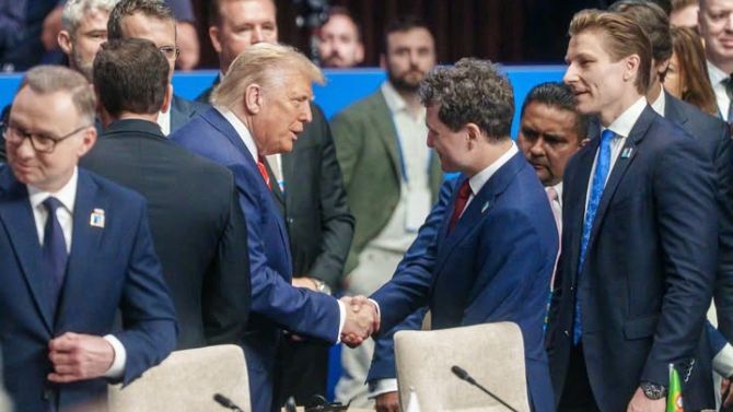 Nicușor Dan l-ar putea vizita pe Trump la Casa Albă în prima parte a anului viitor. Când se rezolvă problema vizelor