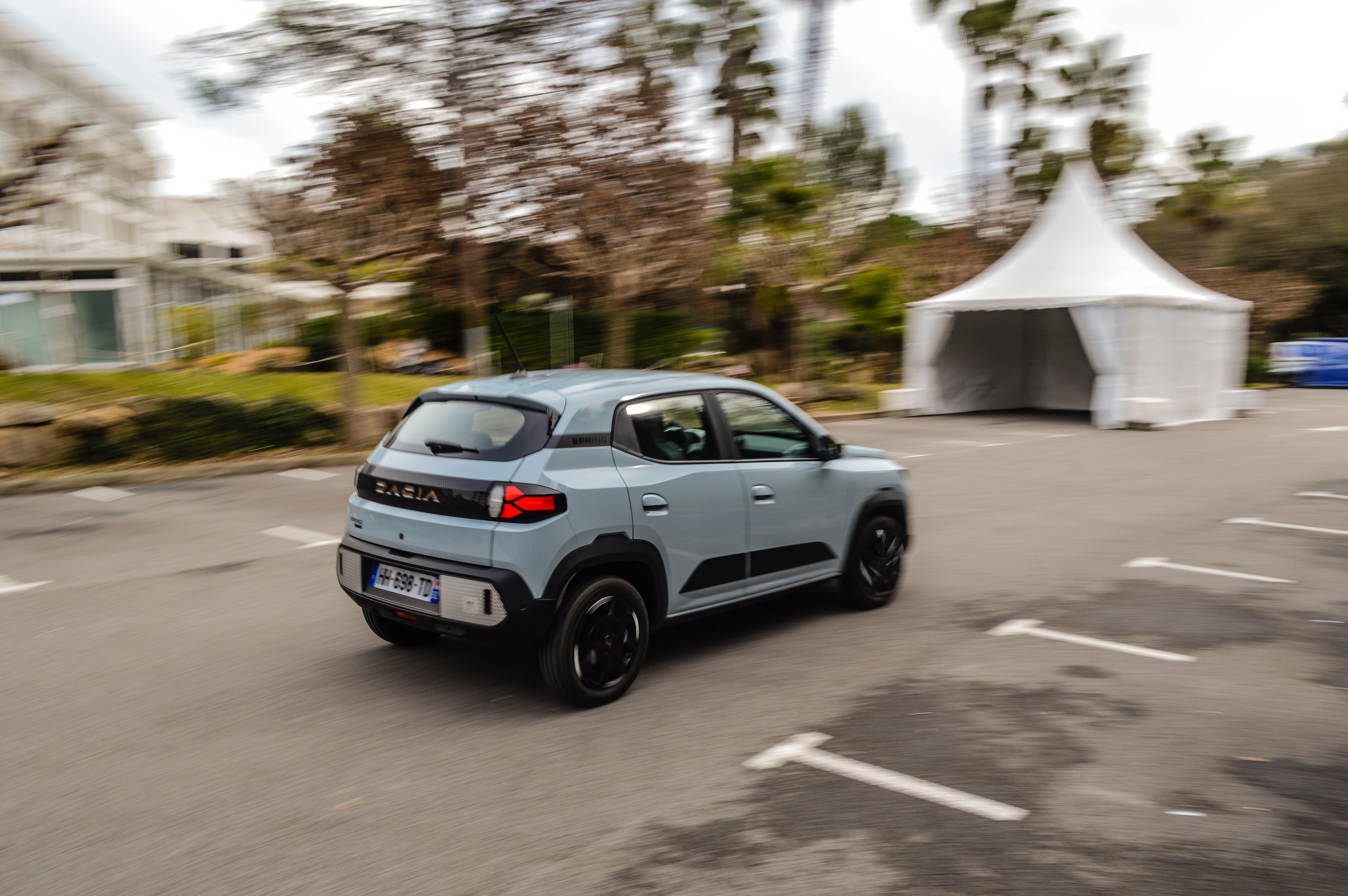 FOTO | Prim contact cu Dacia Spring 2026. Singura Dacie pe baterii ajunge la cota 100 - Poza 1
