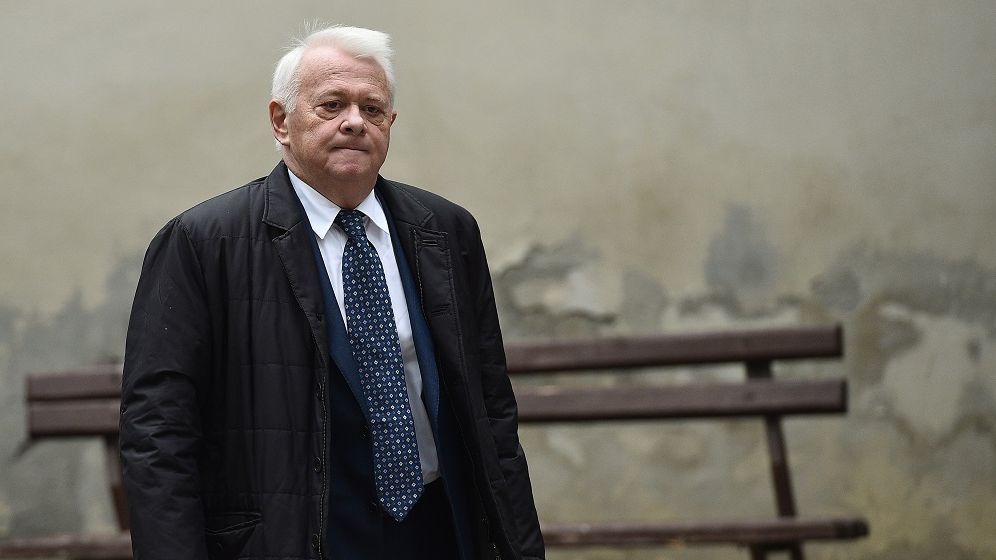 Surse: Viorel Hrebenciuc a ajuns în arestul poliției și urmează să fie încarcerat