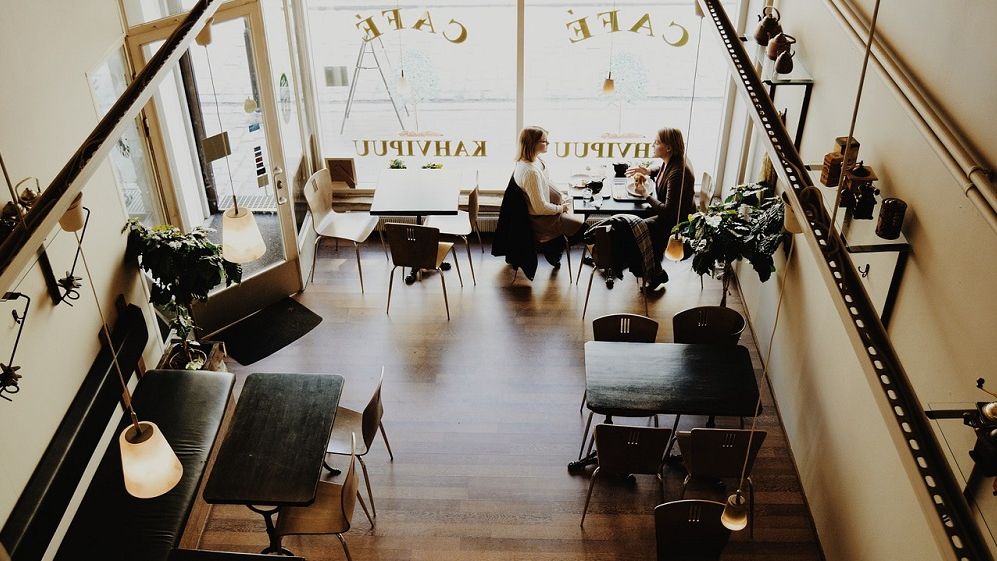 Se redeschid restaurantele și cafenelele la interior, în Alba Iulia