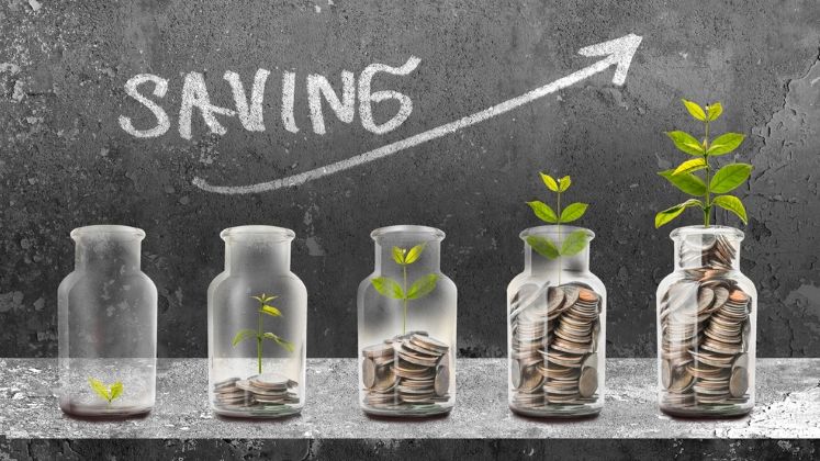 Majorare de salariu sau contributii lunare la un fond de pensii private facultative: ce va conta mai mult in urmatorii 20 de ani