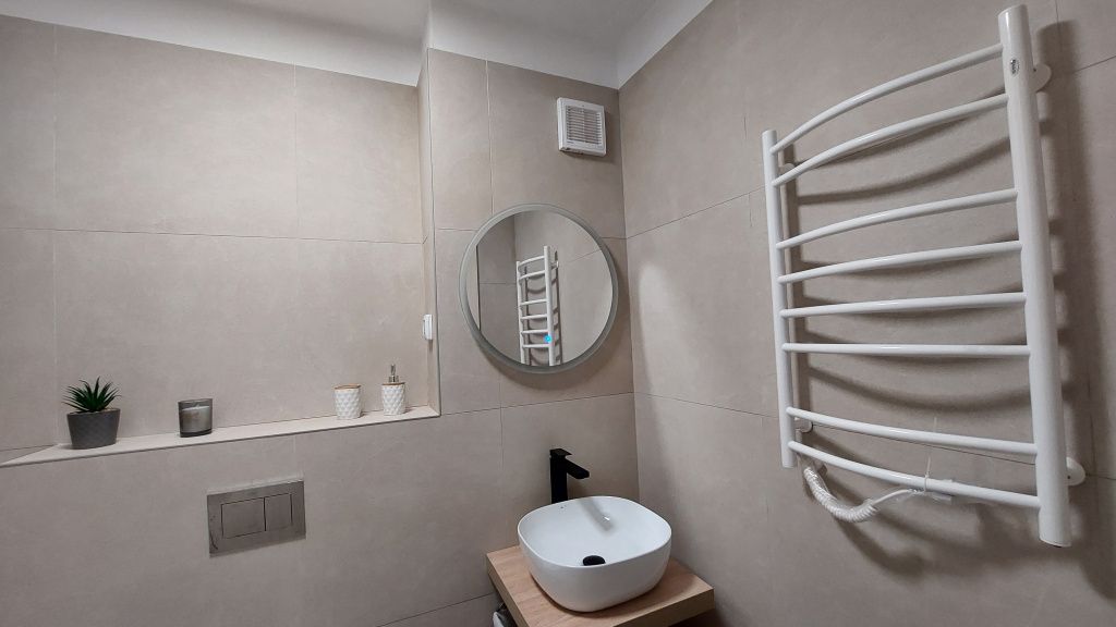 Ce găsești într-un apartament de 3 camere, de circa 190.000 euro, din nordul Capitalei - Imagine 23