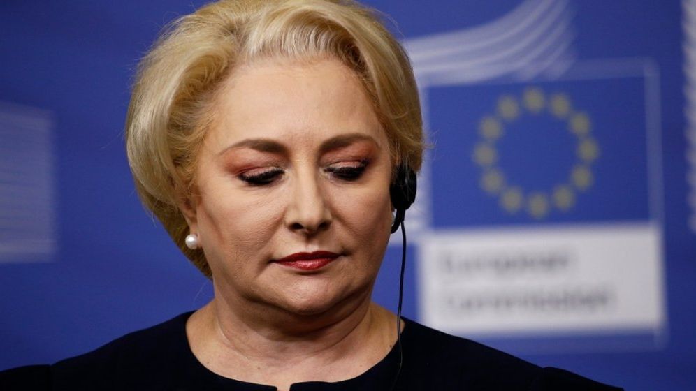 Viorica Dancila: Klaus Iohannis si Dan Barna nu sunt apropiati de oameni