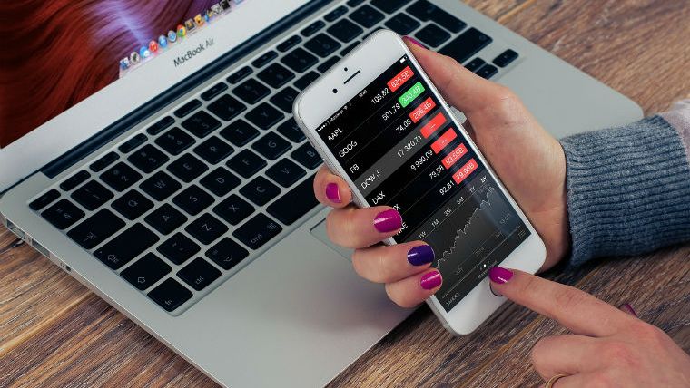 INS: Afacerile din comert au crescut cu 7,1% in primele noua luni