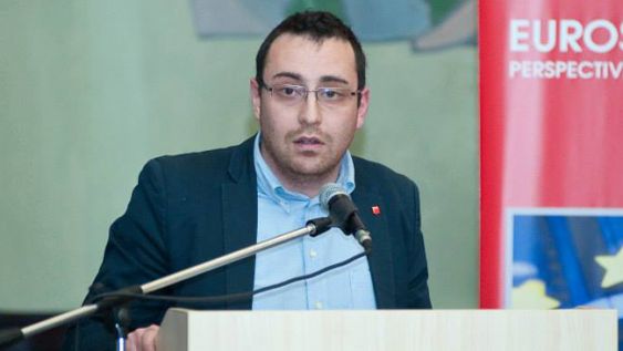Declaratiile "deputatului PSD traseist", in oglinda