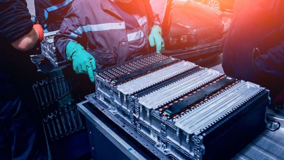Presa Internațională: Sârbii vor aproba proiectul celei mai mari mine de litiu din Europa