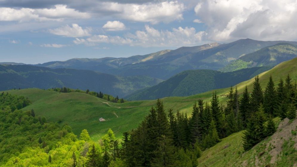 Fonduri de un miliard de euro pentru zona montana. Cine le poate accesa?