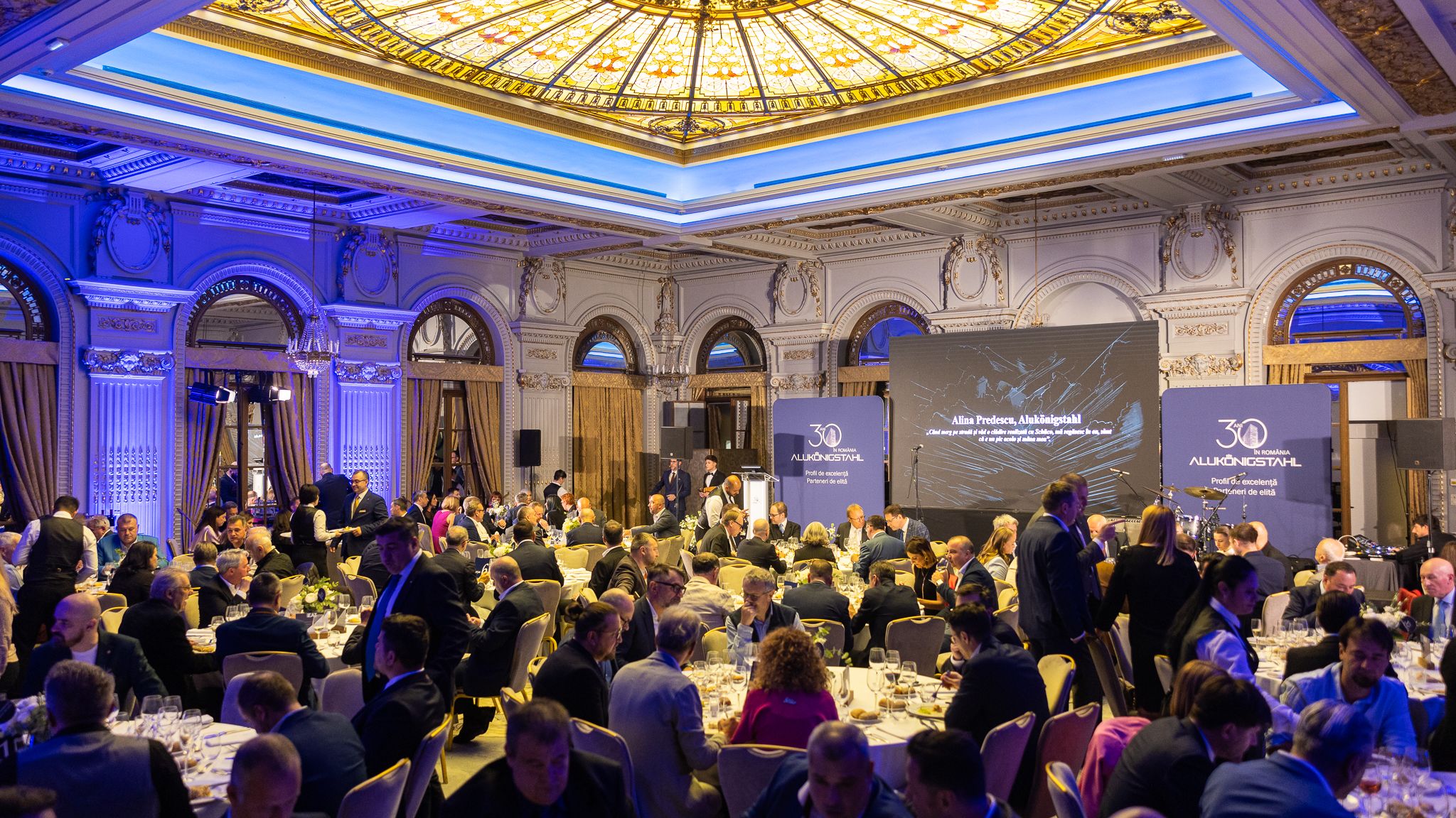 Alukönigstahl România aniversează 30 de ani de excelență și inovație în construcții durabile