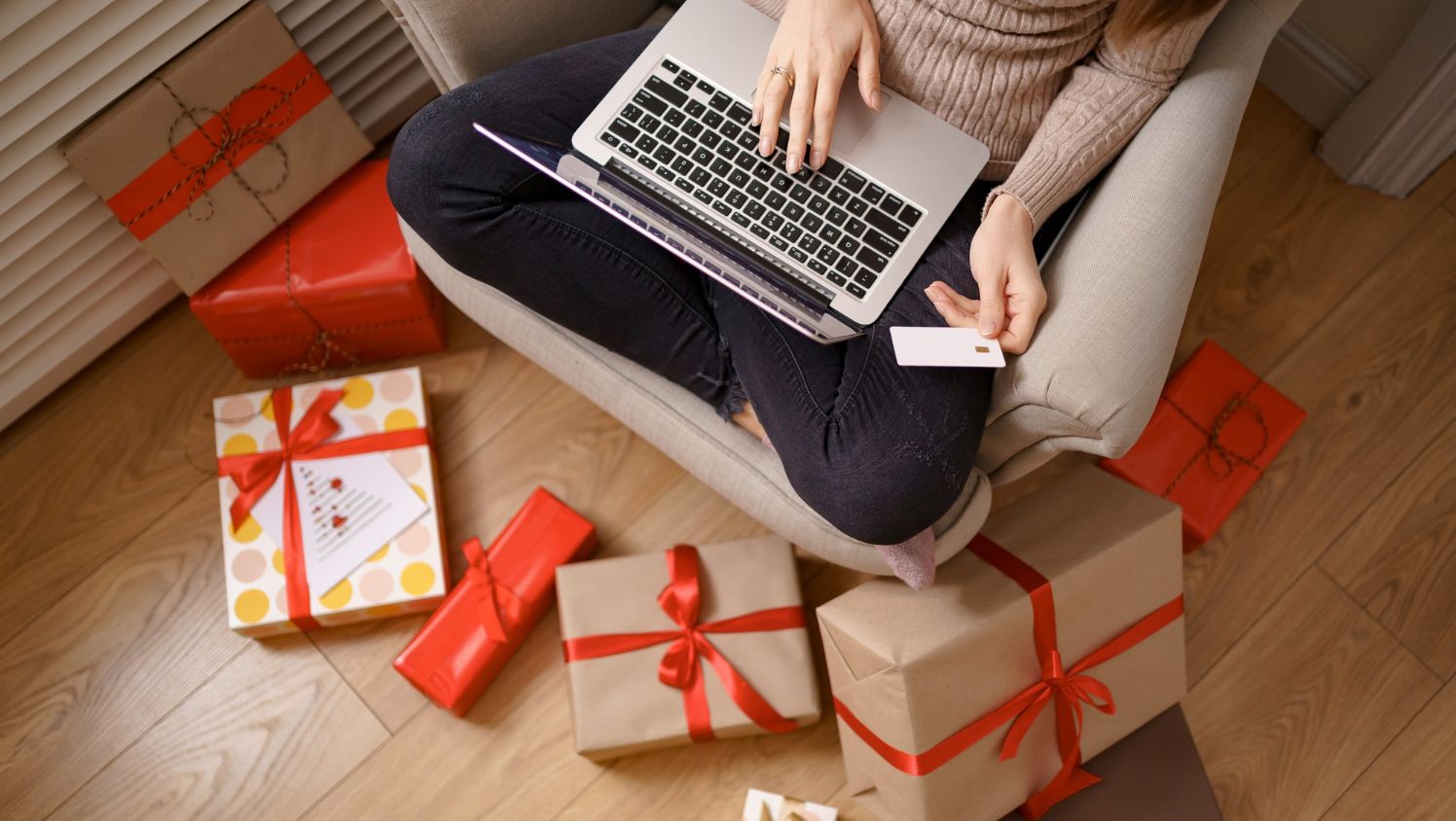 5 semne că site-ul propriu nu mai e suficient pentru vânzările tale online