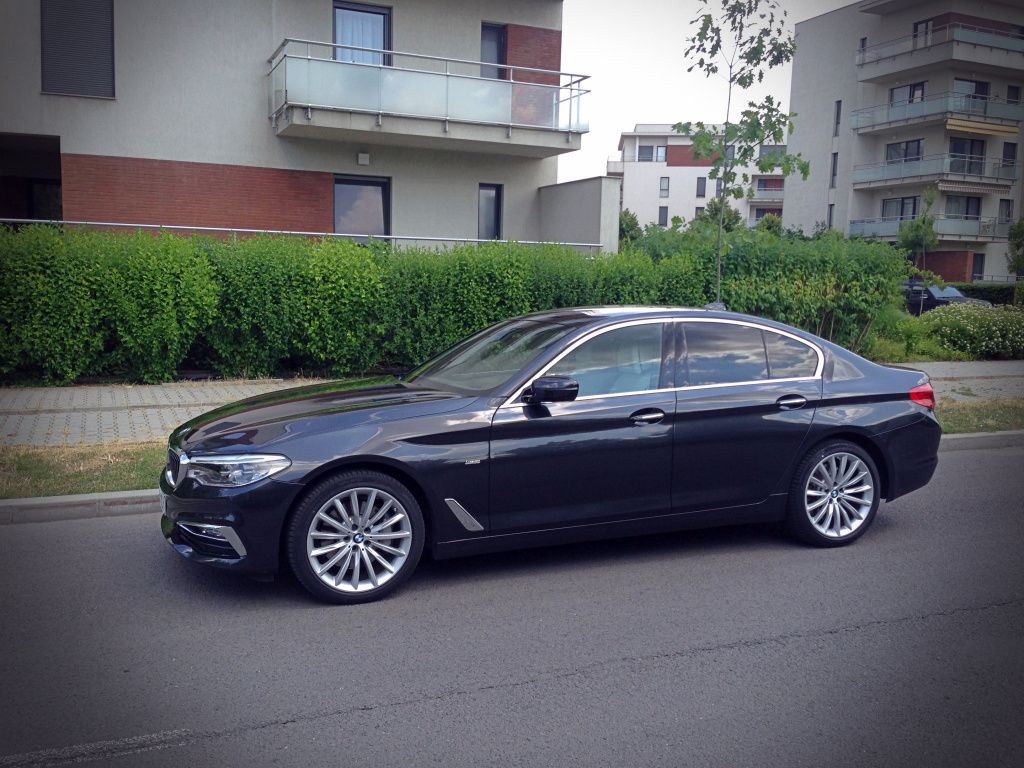 BMW Seria 5 sedan - Imagine 1