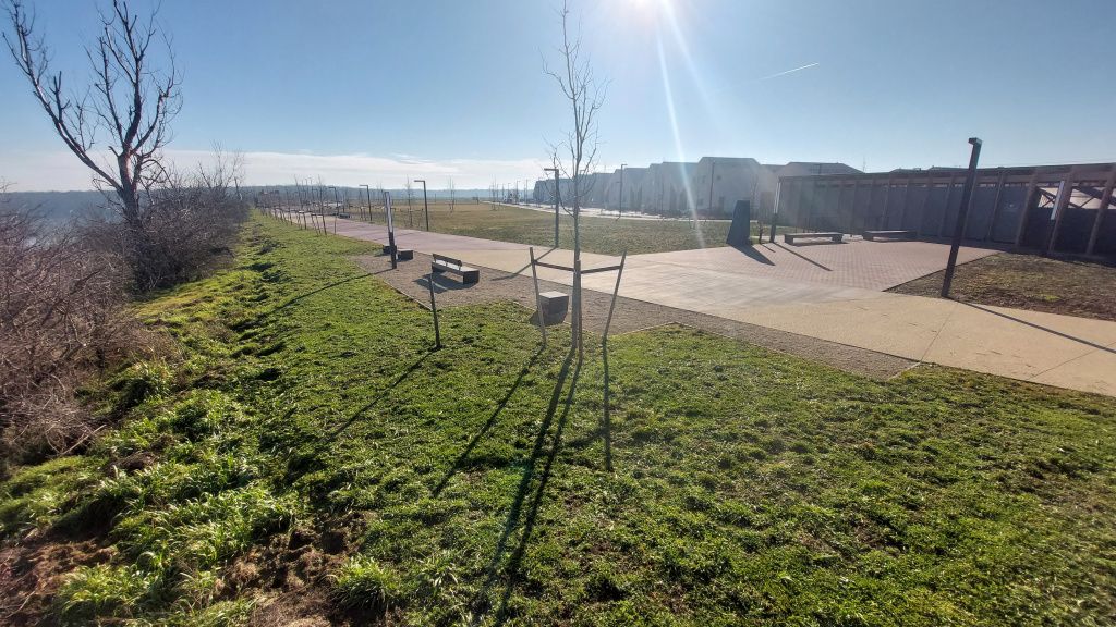 GALERIE FOTO | Cum arată "žacasă" la David Popovici, în complexul unde au numit o piscină dup - Imagine 32