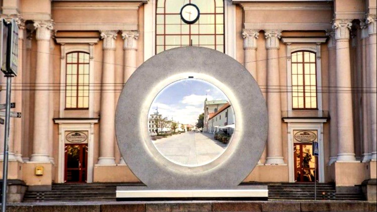 VIDEO | Două orașe din Polonia și Lituania, conectate printr-un portal