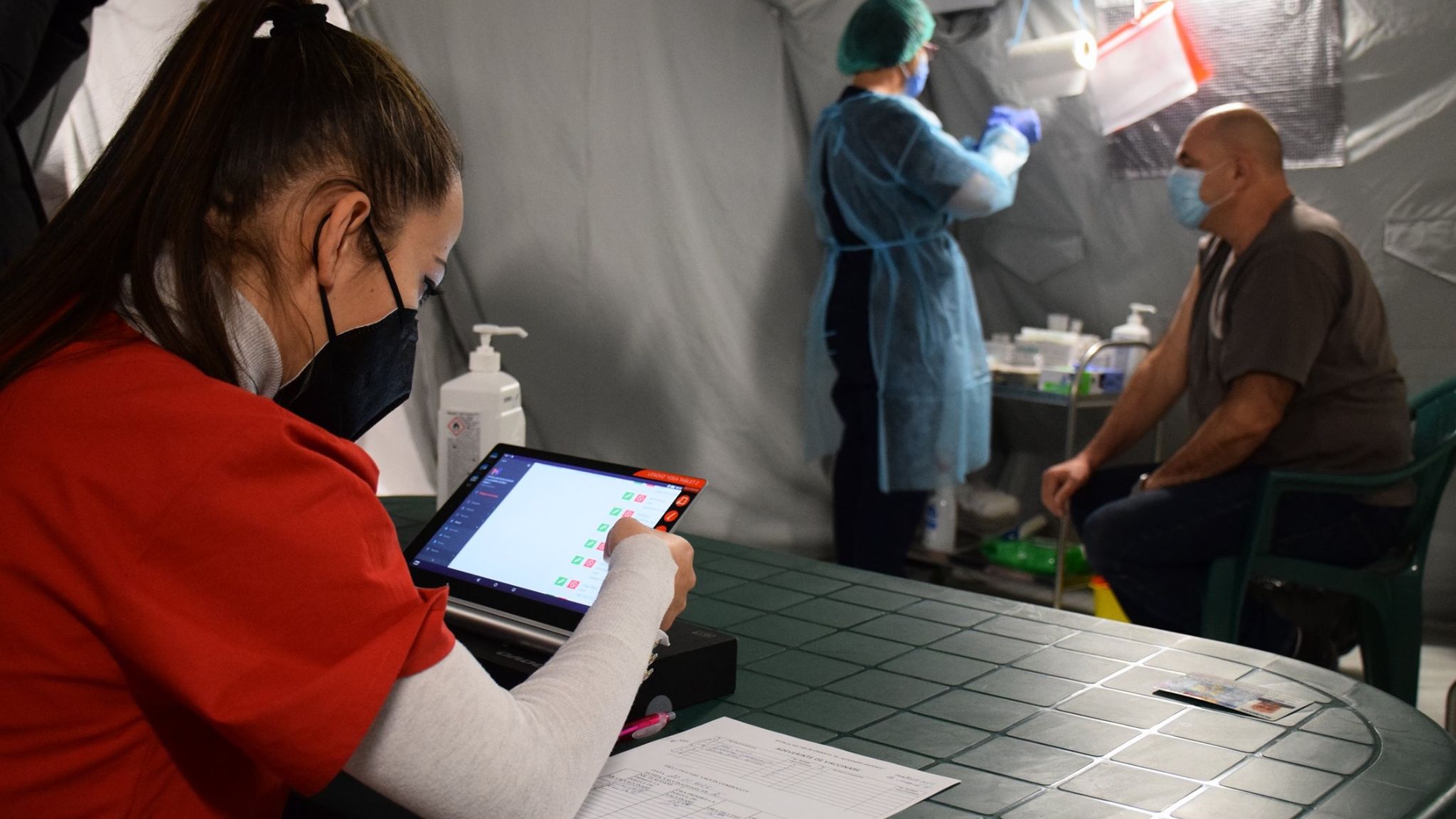 Câte persoane s-au programat în platforma de vaccinare în ultimele 24 de ore