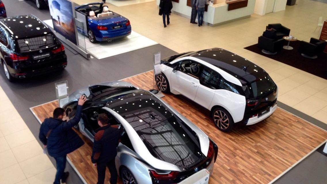 Automobile Bavaria detine 65% din piata, dupa ce vanzarile BMW au depasit 1.500 de unitati in 2017