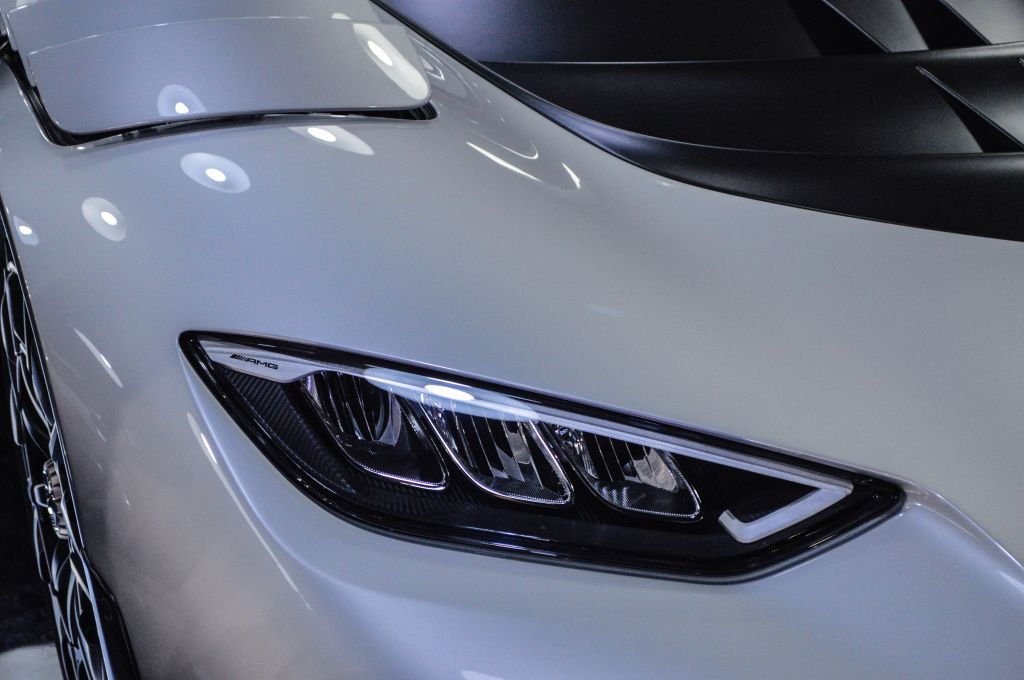 GALERIE FOTO | Cea mai nouă mașină din colecția lui Țiriac, un Mercedes-AMG One - Imagine 3