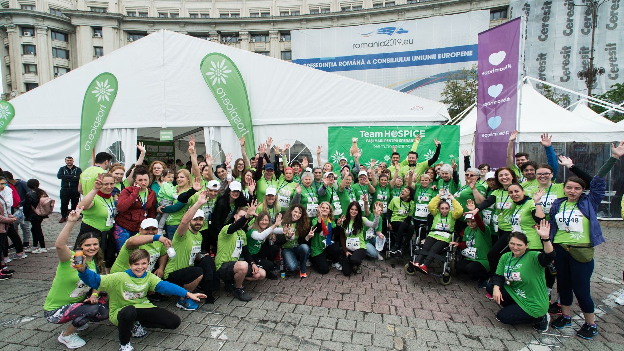 (P) Semimaraton de solidaritate: #TeamHOSPICE a strans peste 300.000 de lei pentru copiii si adultii cu o boala incurabila