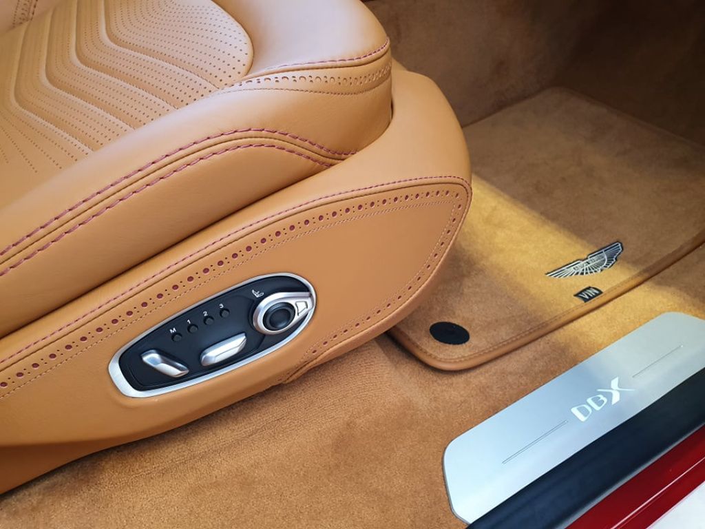 Aston Martin DBX - Imagine 17