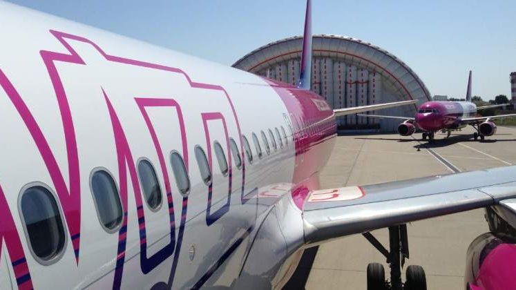 Wizz Air reduce cu 25% pretul biletelor pentru toate zborurile din/catre Romania pentru o zi