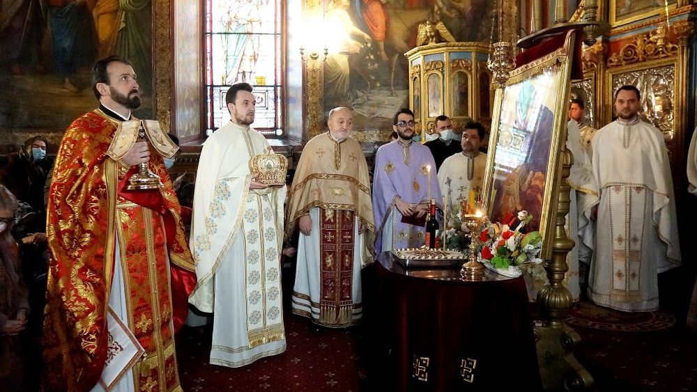 Începe vaccinarea preoților: ce spun aceștia despre vaccinul anti-COVID