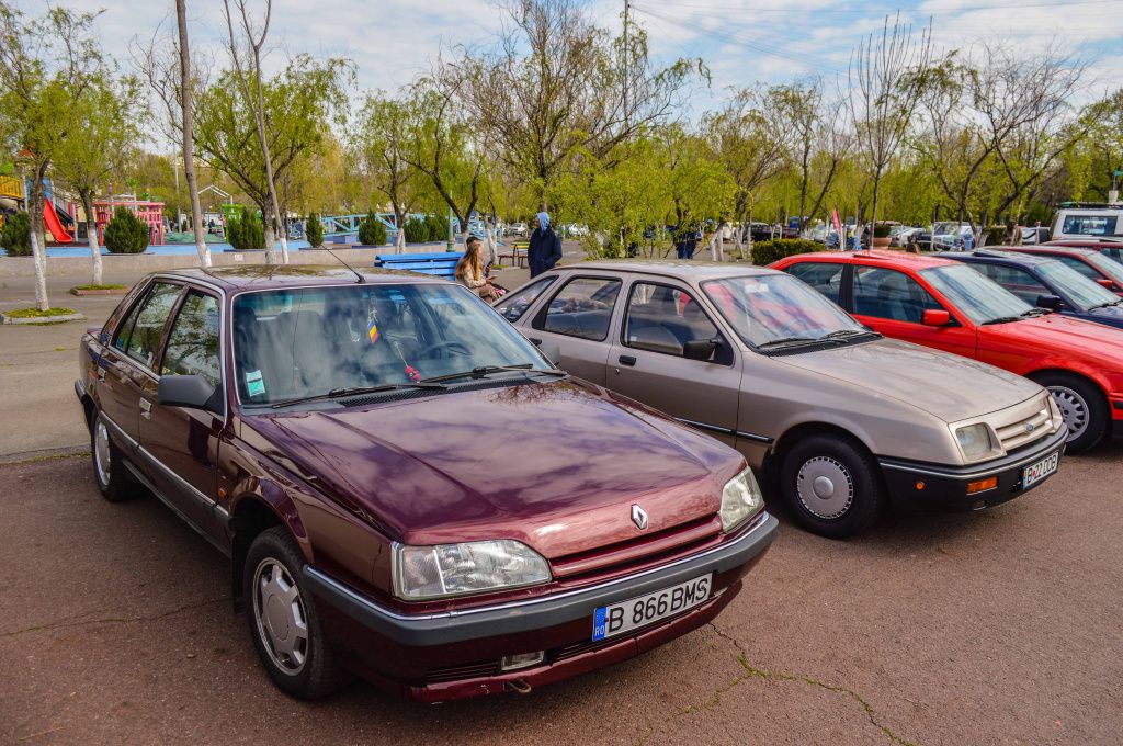 FOTO | Retroparada Primăverii: Ce am văzut la cea mai mare expoziție de mașini retro din țară - Imagine 27