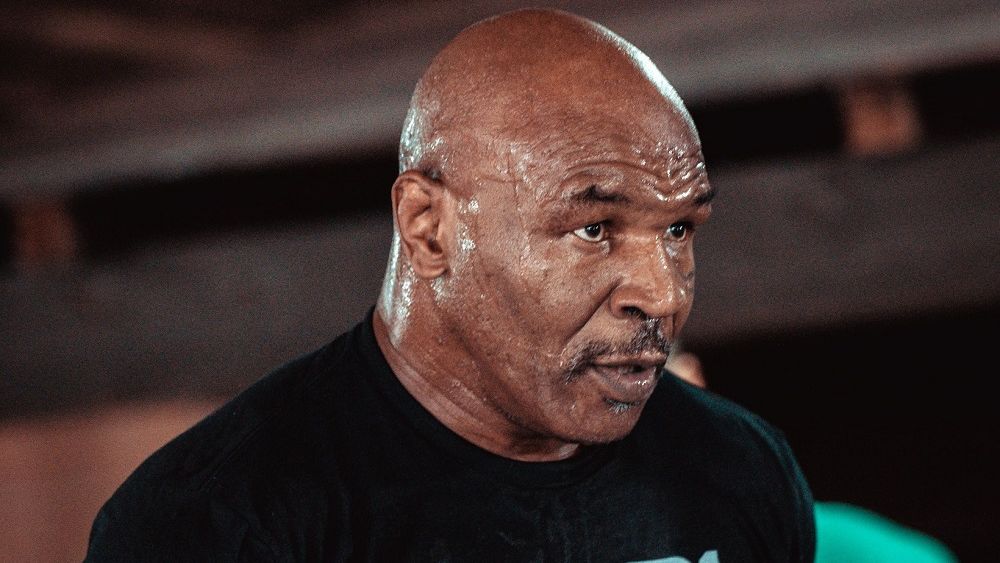 Mike Tyson, fostul campion mondial de box vinde gumă de mestecat cu canabis, sub forma unei urechi muşcate