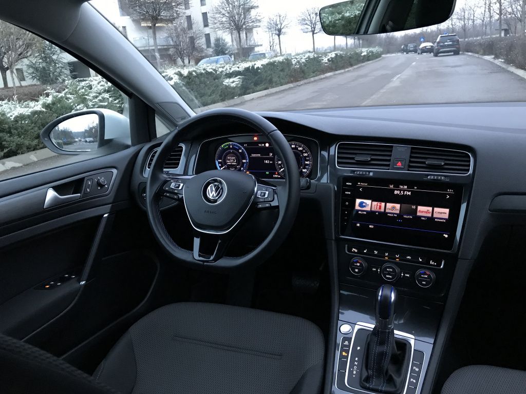 Volkswagen e-Golf facelift - Imagine 12