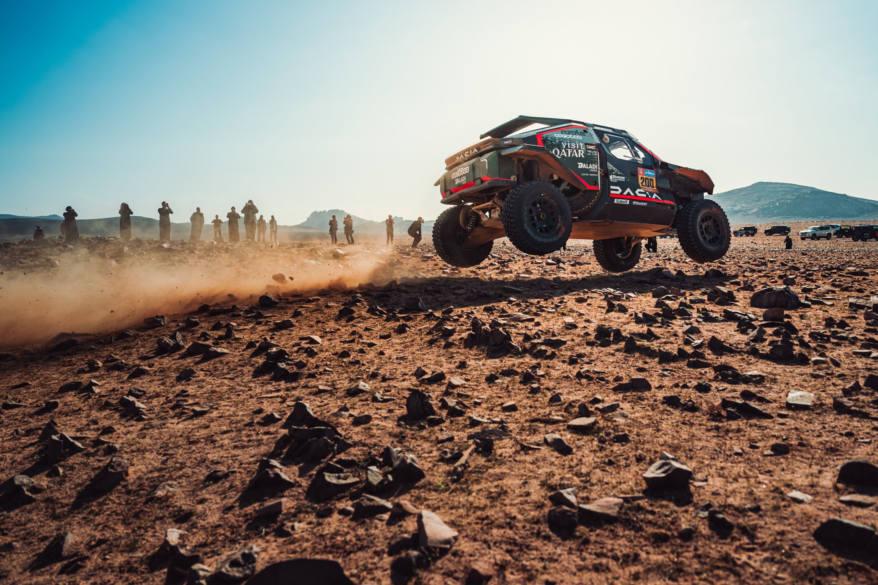 Dacia a făcut retrospectiva primului sezon în raliuri. Al-Attiyah: Uneori, mai și greșim - Poza 3