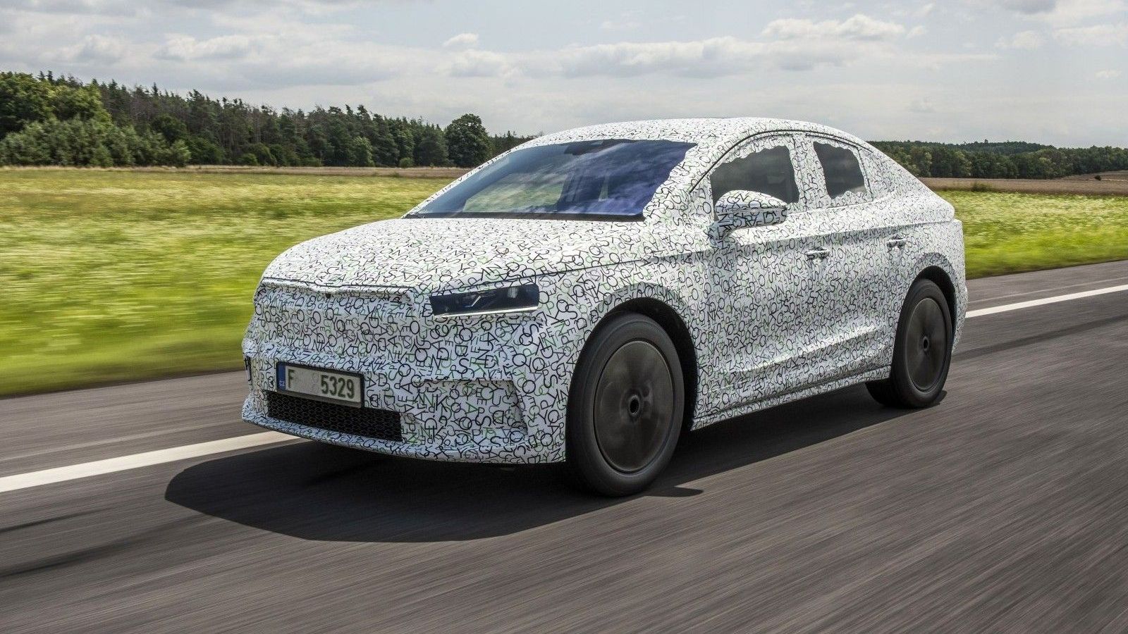 Skoda pregătește o versiune coupe pentru SUV-ul electric Enyaq