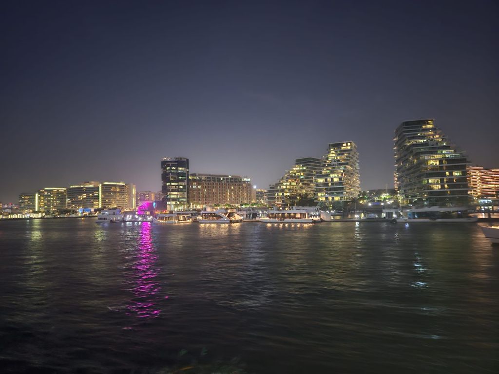 Abu Dhabi - Imagine 45