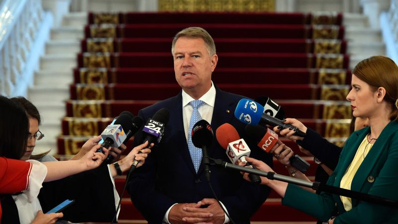 A doua zi de consultari cu partidele la Cotroceni, pentru aplicarea rezultatului referendumului. Vor participa reprezentantii PSD, ALDE, PMP, ProRomania si ai minoritatilor