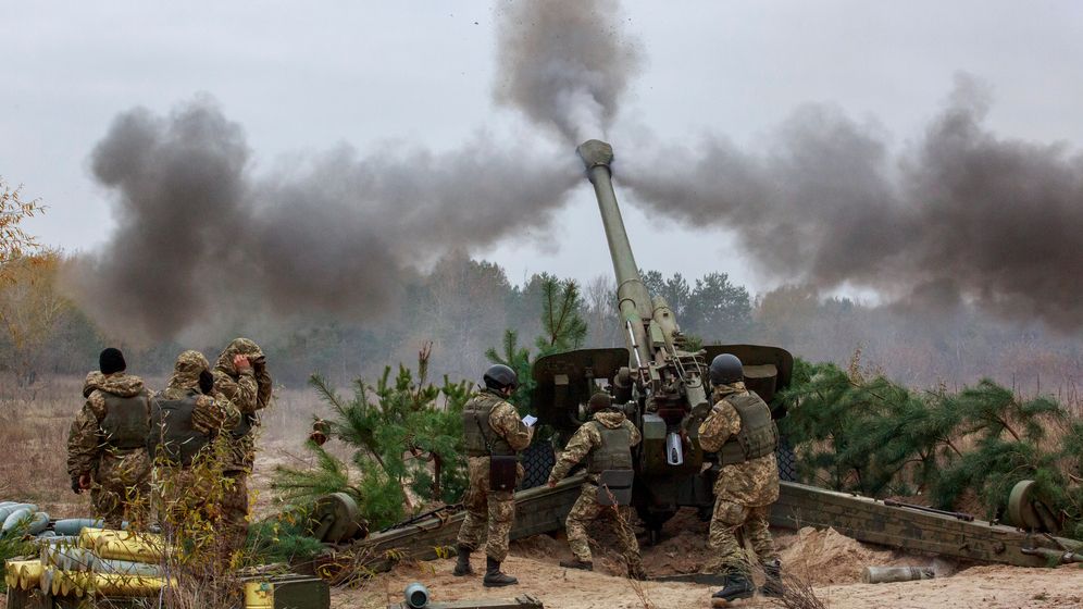 Invazia Ucrainei, iminentă? Familiile diplomaților americani din Kiev părăsesc țara