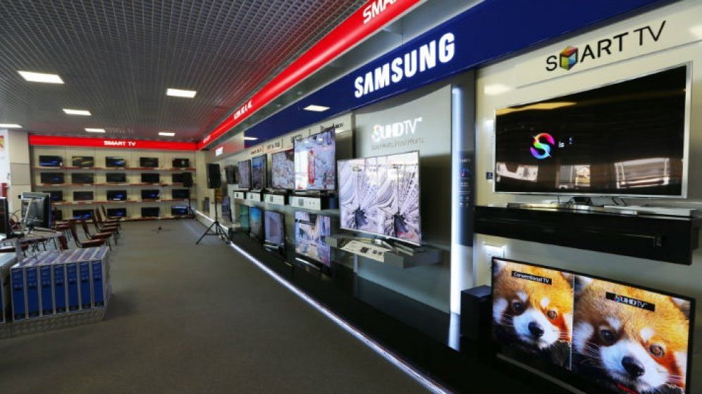 Altex redeschide magazinul din Plaza România după un proces de modernizare care a costat jumătate de milion de euro