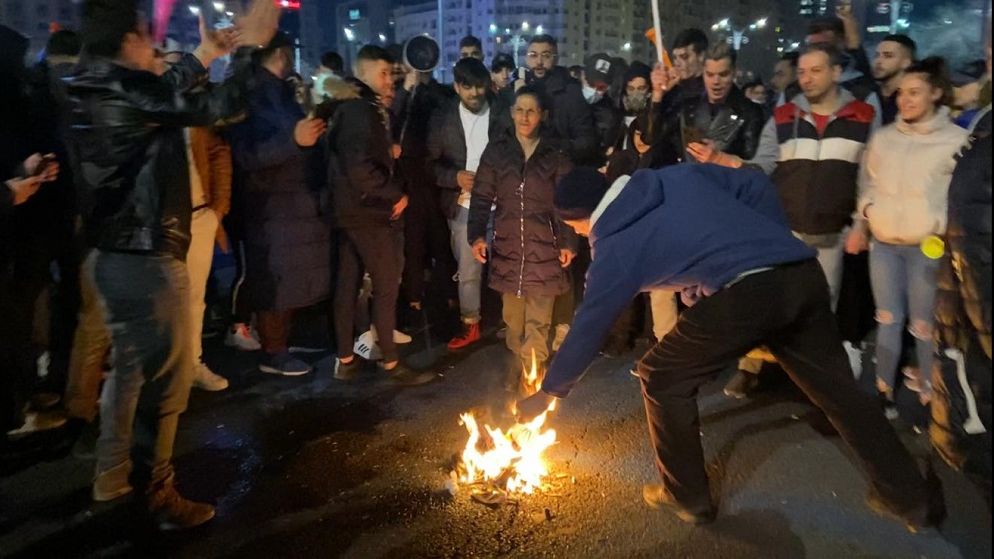 FOTO | Ce s-a întâmplat la protestele din București - Pace, furie, disperare și petarde