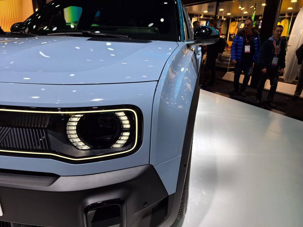 GALERIE FOTO | Noul Renault 4 E-Tech Electric a fost lansat la Paris. Cum arată, cât costă și ce - Imagine 14