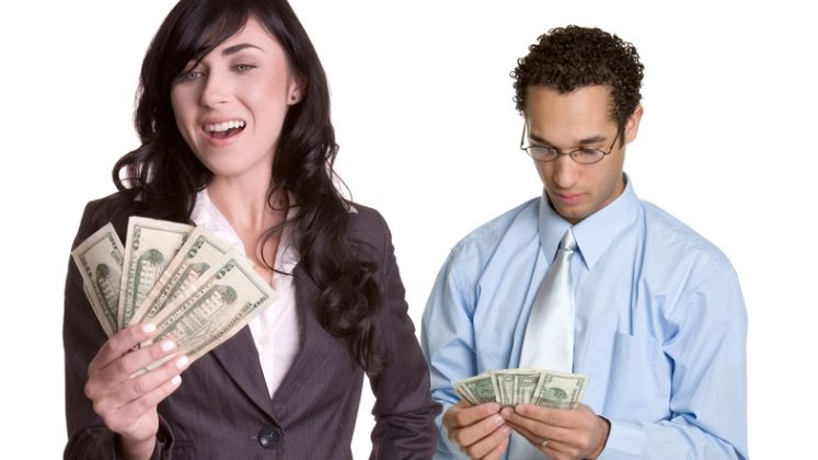 Ce asteptari salariale au romanii: Femeile cer mai putini bani de la angajatori decat barbatii