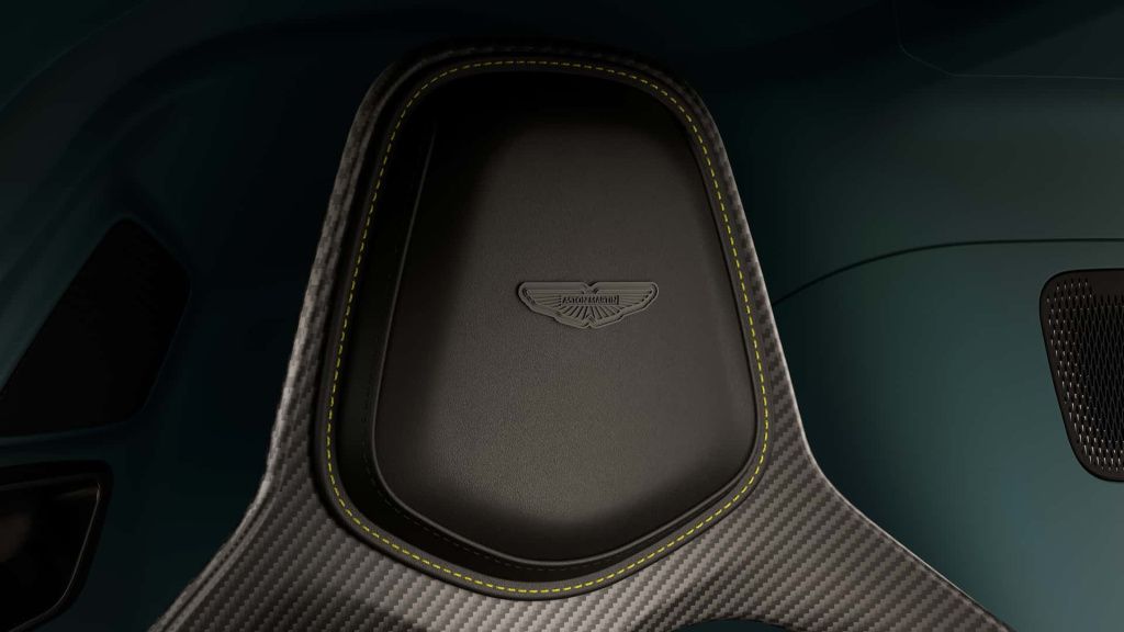 GALERIE FOTO | Aston Martin a adus Valhalla pe străzi cu un supercar de 1.064 CP - Imagine 5