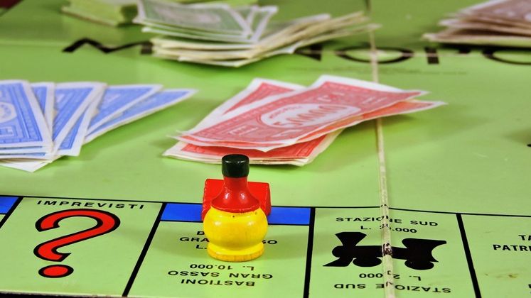 Jocul Monopoly ramane fara degetar, roaba si gheata: de ce vor fi eliminate